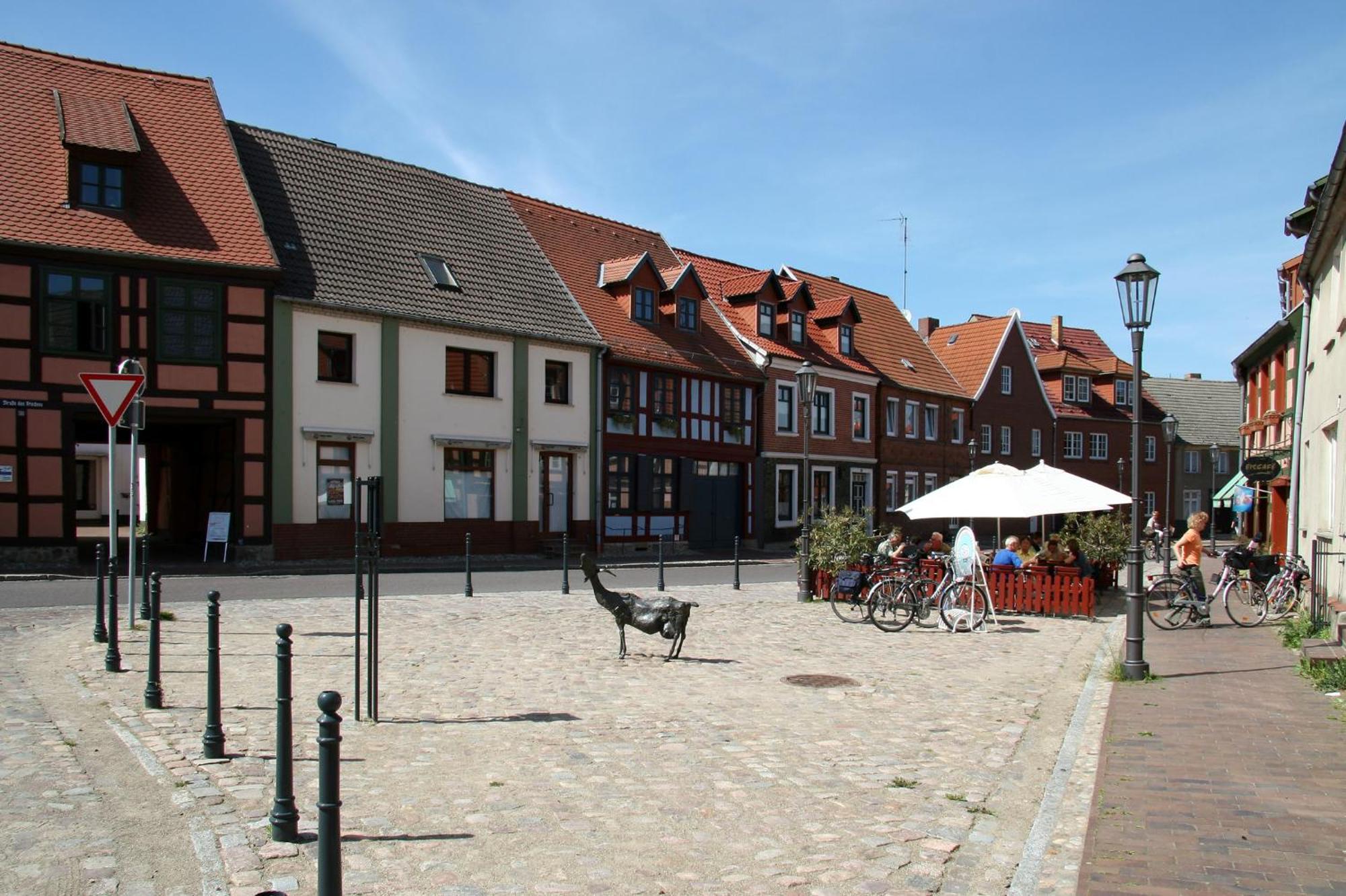 Ferienwohnung Am Hafen1 Röbel Exterior foto